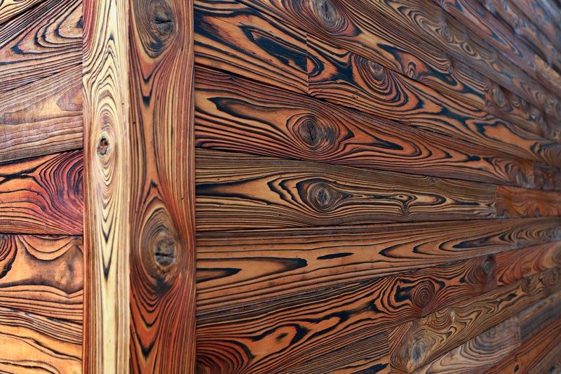 Песнь огня и дерева: эффектная обработка обжигом