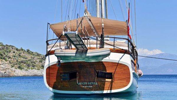 Яхтный лак на водной основе NATURAQUA FLATTING EXTRA MARINE