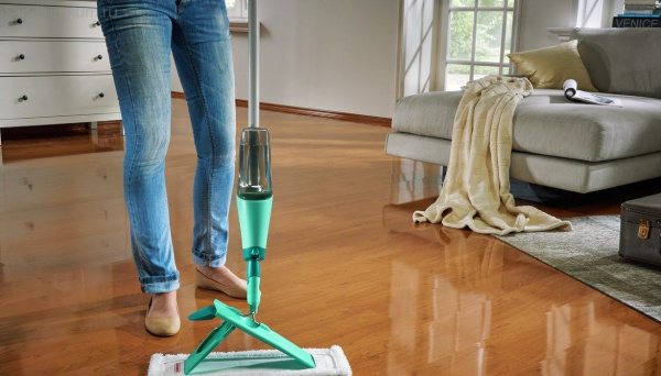 Очищающее средство для ламината LAMINATE CLEANER